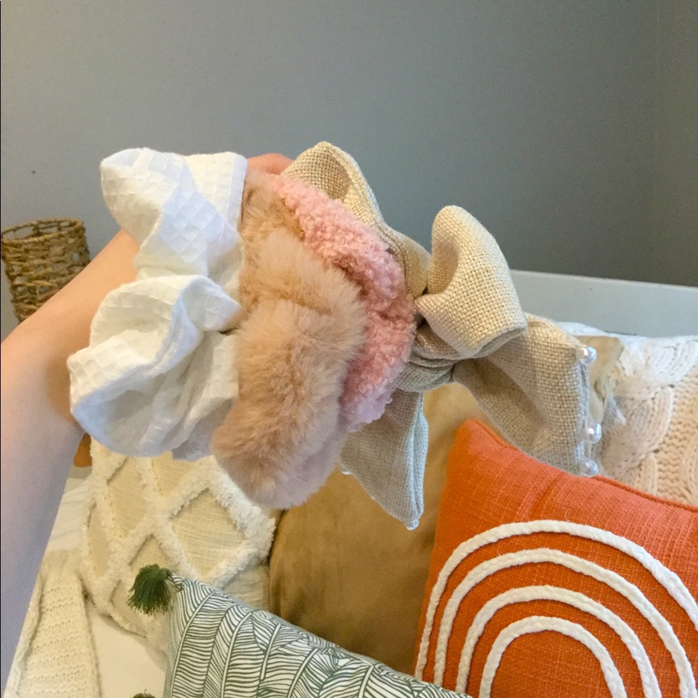 ✨Scrunchie bundle✨